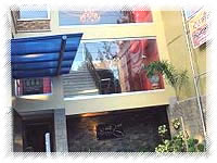 blue sapphire hotel front view