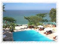 Palm Beach Resort swimming pool